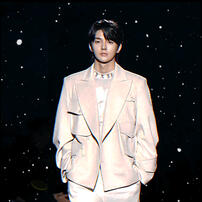 drippin turned sfw to a drp-gala 💿